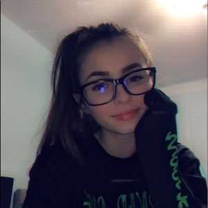 Meet your Posher, Kandyce